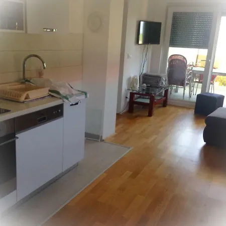 Lägenhet New Modern With Sea View-150m From Beach