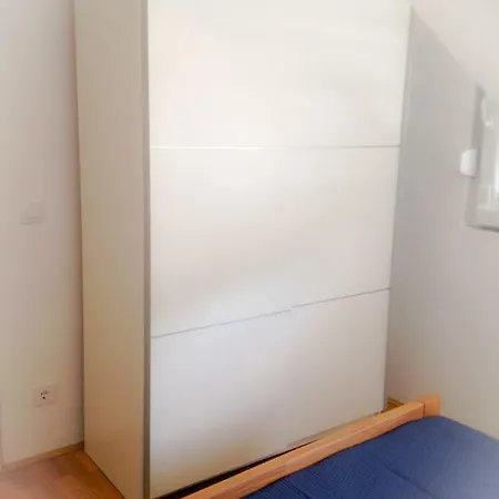 Lägenhet New Modern With Sea View-150m From Beach Petrcane